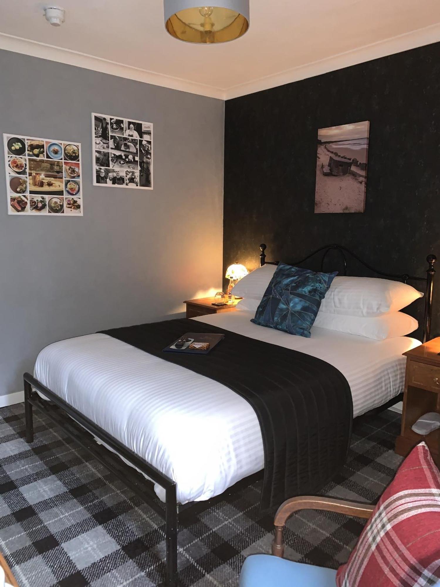 The Old Mill Inn Forres Room photo